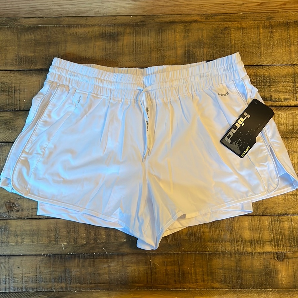 Hind White Short SZ Large NWT
